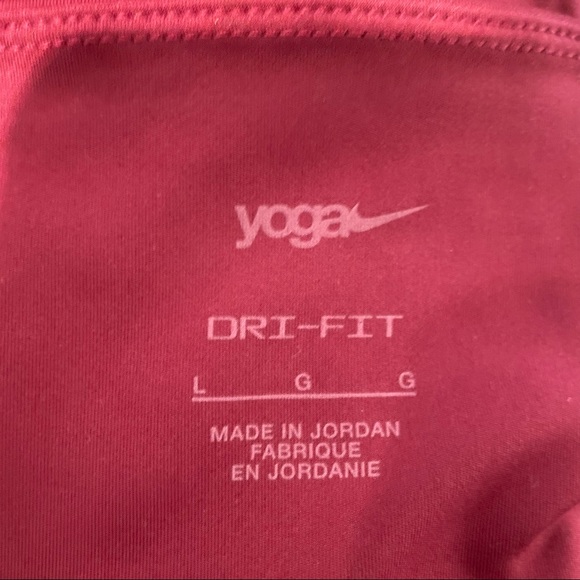 Nike Yoga Dri-FIT lurex tape 7/8 leggings - Picture 10 of 10